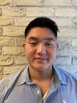 グラッドバーバードットエビス 恵比寿(GLAD BARBER. EBISU) サーフカール/スパイキーショート/ブルーブラック[恵比寿]