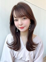 ラルユー 金山(LallYou)&nbsp;30代代大人かわいい前髪ありのマッシュショートハイライトカラー
