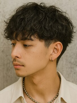 メンズ おしゃれな大人のツイストスパイラルパーマ×黒髪