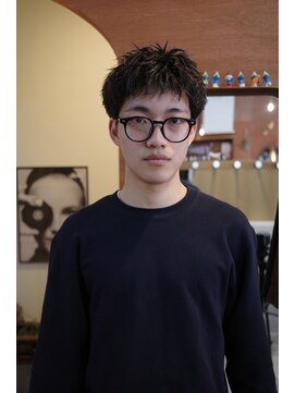 エディ(Edy) メンズスパイキーショート刈り上げツイストピンパーマ眉毛カット