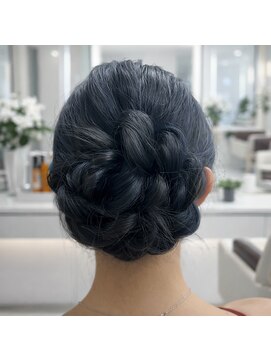 アーシェ(ASHE) ゆるふわヘアセット
