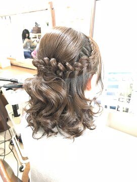 ロカット サロン(Roquat Salon) 編み込みロングハーフアレンジ【ヘアアレンジ 立川/立川南】