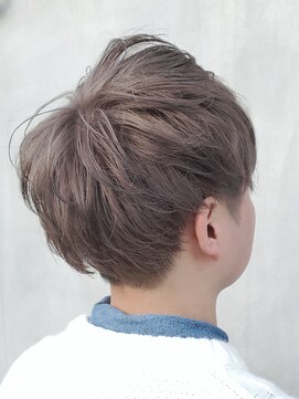 ククル ヘアー(cucule Hair) 京都・西院cuculehair men'sに人気のシルバーアッシュ