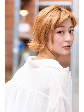 テイラー(Taylor) 【Taylor 】☆大宮 オレンジベージュ×外ハネミディアム