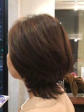 ニュアンス 40代50代　くびれショート