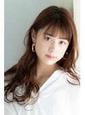 オリーブアッシュorピンクベージュのボブルフ風ロングボブ