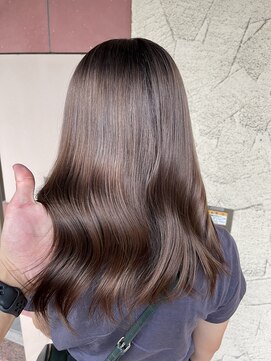 リー ヴィータ 上新庄(Lee Vita) ことりベージュ／シルキーベージュ／レイヤーロング/上新庄