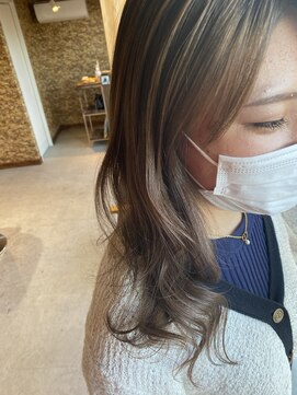 ベッツ(bets) セミロング