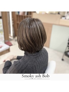 アパルトメント ジェシカ(l'appartement de Jessica) スモーキーアッシュボブ