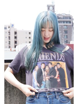 ソワレ(SOILEE) 天神【大名】ハイトーンブルー