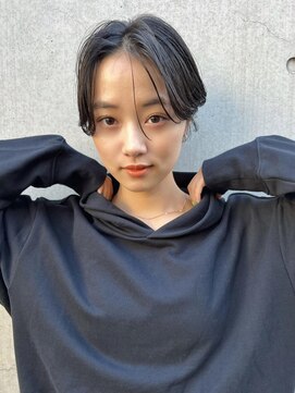 ミンクス渋谷スマートサロン(MINX shibuya smart salon) 柔らかセンターパートショートボブ