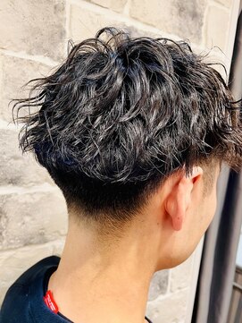 ミリオンバックス 上野(Million Bucks) 韓国マッシュ/ダークアッシュ/ニュアンスパーマ/スペインカール