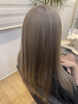 エルベ 茨大前店(elve) ブリーチ有り×イルミナカラー 透明感ある仕上がりに