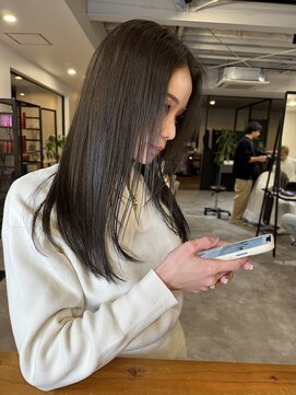 ナンバー(number+) 20代30代40代ブリーチなしオリーブグレージュくびれロング