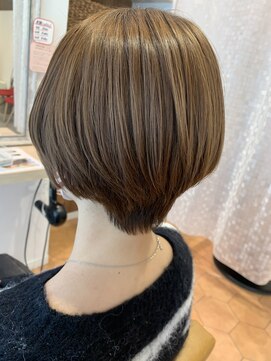 アズールサン 草加西口店(azule-sun) ショートカット,ショートボブ,ショートヘア,ツヤ髪スタイル,草加