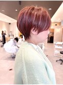 耳掛けショートボブ/襟足束感ショート/アッシュベージュ