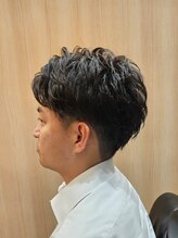 スカイ 大手町プレイス店 ツーブロック、パーマ