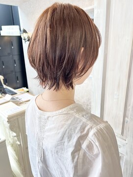 キャアリー(Caary) 福山市美容師求人スタッフ募集中大人可愛い秋ボブピンクベージュ