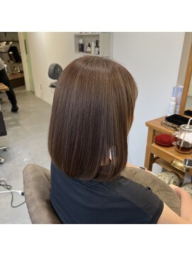 アンクル(ancre) 艶髪ストレート×ミディアム×グレージュ×髪質改善【広島】