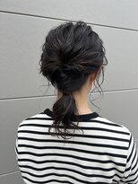 アム(am)&nbsp;ローポニーアレンジ