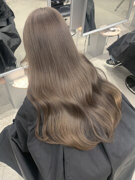 ペレ 梅田(PELE) イメチェン/ホワイトブロンド/外ハネボブ/美髪/梅田