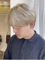 キートスバイガーランド (Kiitos by Garland) メンズハイトーンカラーミルクティーベージュセンターパート