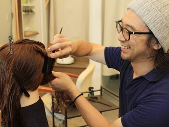 ヘアサロン ドゥーム(hair salon domu)の写真/【西大島駅から７分】似合う髪型がわからない方へ◎熟練のスタイリストがマンツーマンで担当します♪