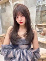 ロンドアリシア 金山(Lond Alexia) 大人上品なロングレイヤーカット♪