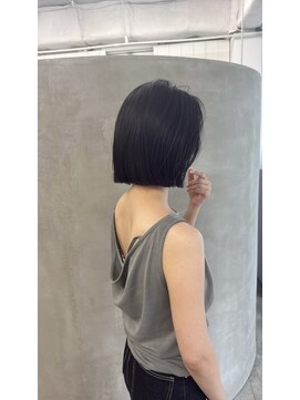 ピーク(Peek) 切りっぱなしボブ