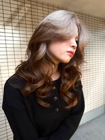 ロイス 渋谷(ROIS)&nbsp;ルーツカラー/ホワイトカラー/ケアブリーチ/デザインカラー/渋谷