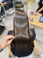 イエロ(yelo)&nbsp;艶感とまとまりを叶える髪質改善