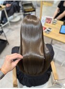 艶感とまとまりを叶える髪質改善