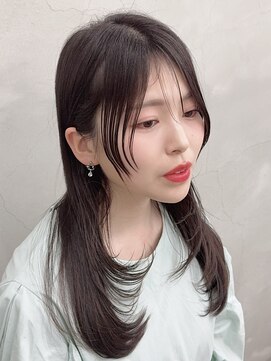 レヴィア(REVIA) レイヤーカット髪質改善トリートメント前髪カット