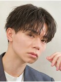 緩めツイスパ×ショートセンターパート