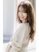 リール(Rire)&nbsp;シースルーバング/ゆるふわウェーブパーマ