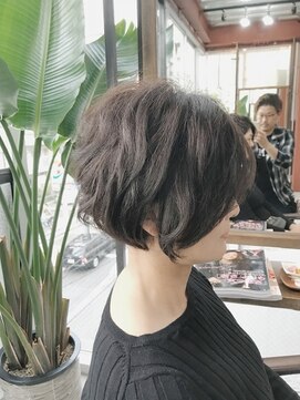 田丸麻紀さん風ラフショートボブ Ruufus恵比寿渋谷 L ルーファス 恵比寿 渋谷 Ruufus のヘアカタログ ホットペッパービューティー