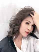 リリー ヘアーアンドビューティー(Lily)&nbsp;ハイライトアッシュグレージュ