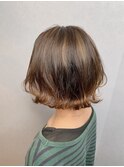 髪質改善ツヤ髪ブラウン 外ハネ丸みボブ 2