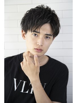 サングース(Sungoose) 【MEN’S HAIR】王道サイドグラデーションシルバーカラー