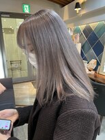 ロア 福岡天神本店(LORE)&nbsp;ハイトーン×シルバーグレー×ダブルカラー