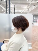 ショートヘア_マロンベージュ Aラインボブ かきあげ