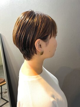 テシードオラム(Tecid Olam) くせ毛ショートボブ