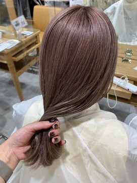 ロロネー(Lolonois) シルバーピンク