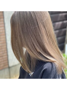 ニフティー(Nifty) 透け感ベージュ