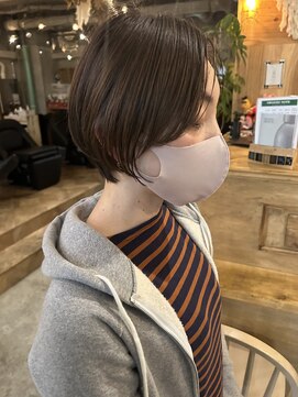 ウィークエンド(WEEKEND) ナチュラルショート