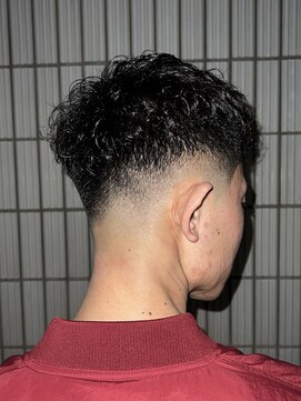 ヒロギンザ 八重洲店(HIRO GINZA) スペインカール×スキンフェード