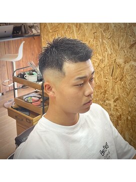 グラウンドタイガー(GROUNDTIGER) スキンフェードショート