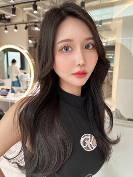 ロンドメリア 天神大名店(Lond Melia) 小顔に見せるヘア/ワンレン/ボブウルフ/ネビージュ/黒髪カタログ