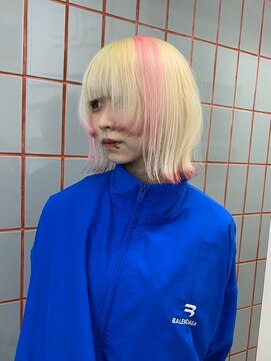 ペレ 原宿(PELE) ダブルカラー/ケアブリーチ/羽エクステ/原宿