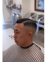 ザチョップショップ キチジョウジ(THE CHOP SHOP KICHIJOJI) サイドパートスキンフェードカットシェービング吉祥寺理容室